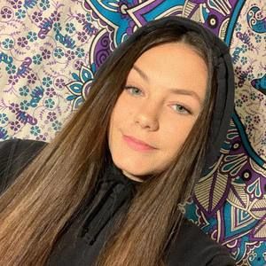 Meet your Posher, Daylee